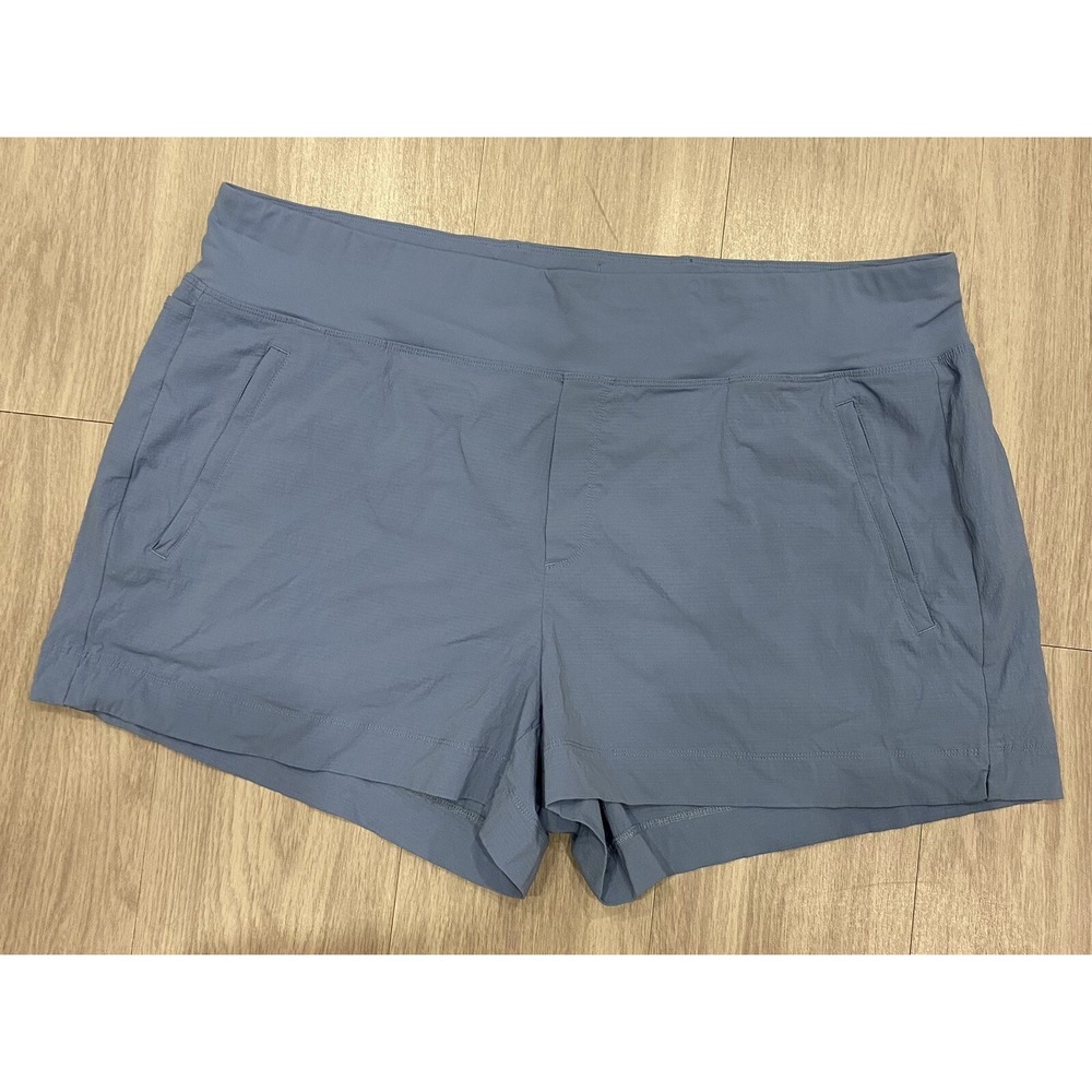 Athleta Trekkie North Short Blue Size 20